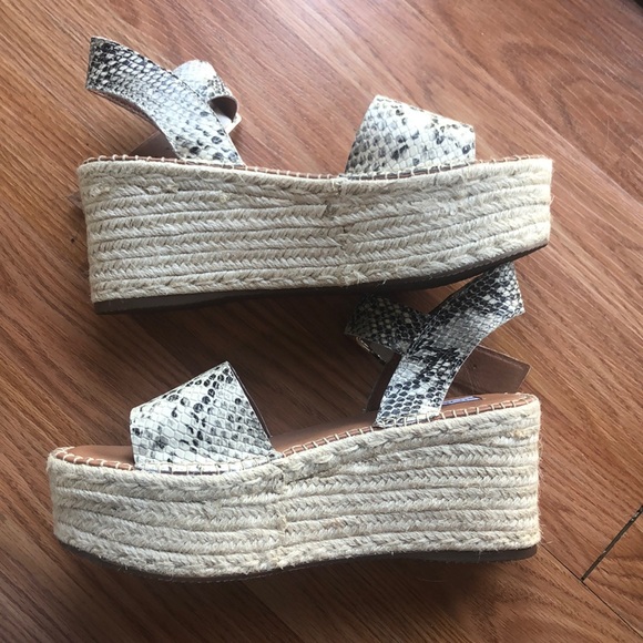 Steve Madden Platform Sandals - Picture 2 of 4